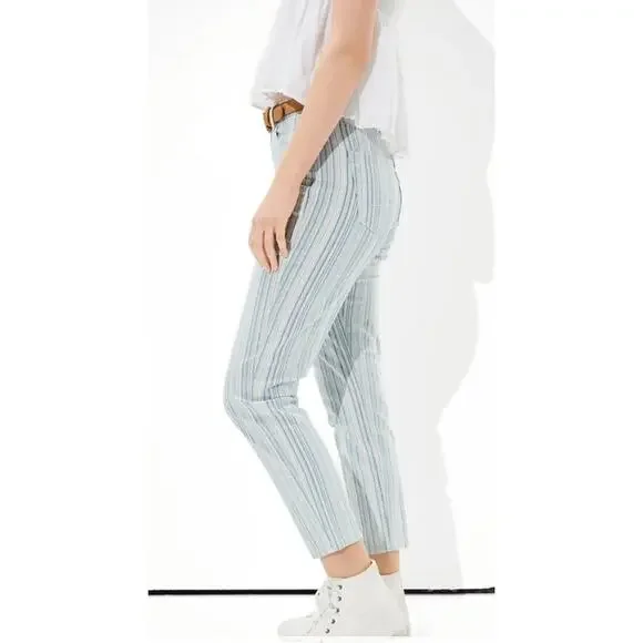 American Eagle AE High Waisted Stretch Mom Jeans Striped Blue White Size 0 Reg - Picture 3 of 16